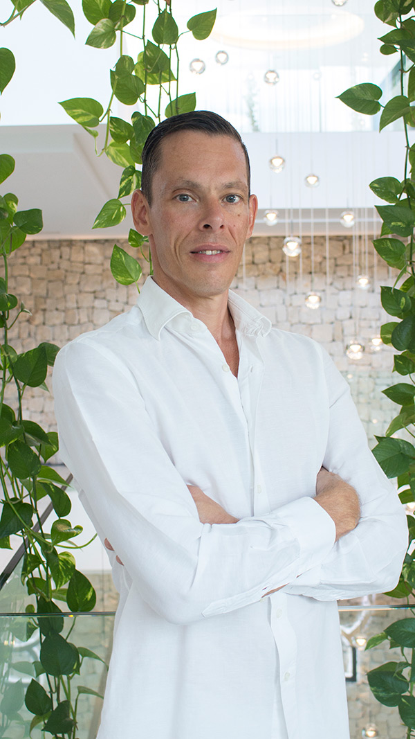 Thomas Rolfing